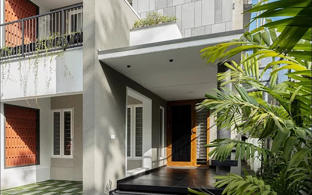 <img src="https://www.eminencearchitects.com/wp-content/uploads/2025/04/Residential.png" alt="Residential" /><br>Residential <br>Chameleon House 